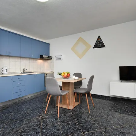 Apartment Kaurinovic *